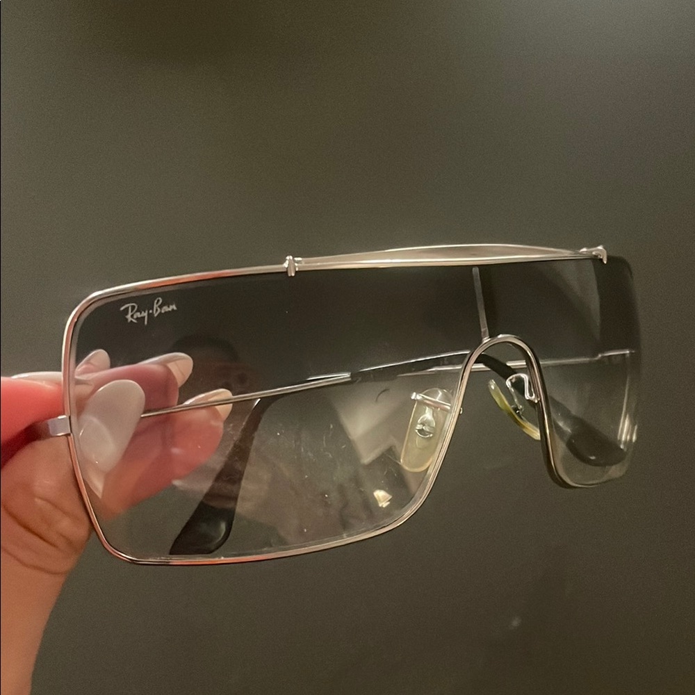 Ray-Ban Silver Frame Oversized Sunglasses vintage.